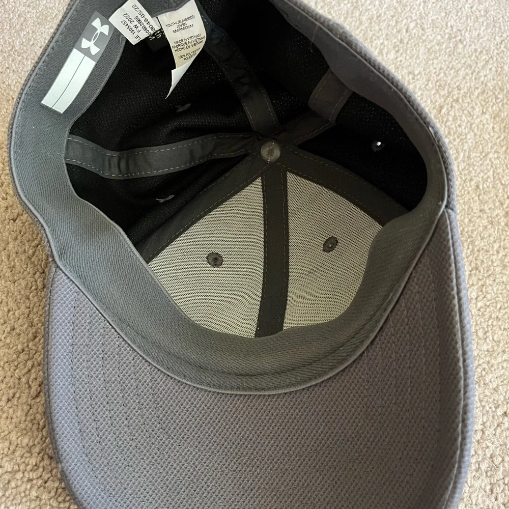Under Armour Kids Gray Hat with Black Logo
